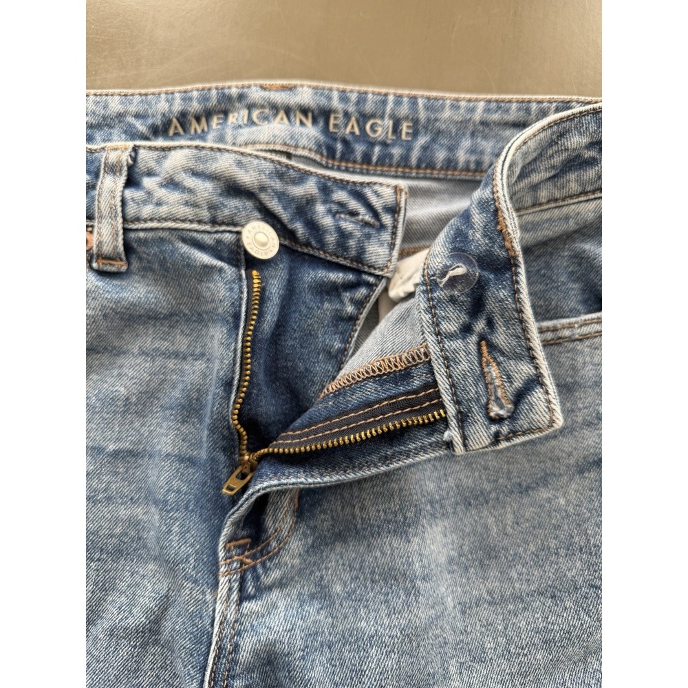 American Eagle High Rise Mom Jeans Women's Size 4 Straight Stretch Denim Light‎ - Picture 4 of 12